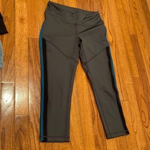 Size small Color grey Z by Zella leggings